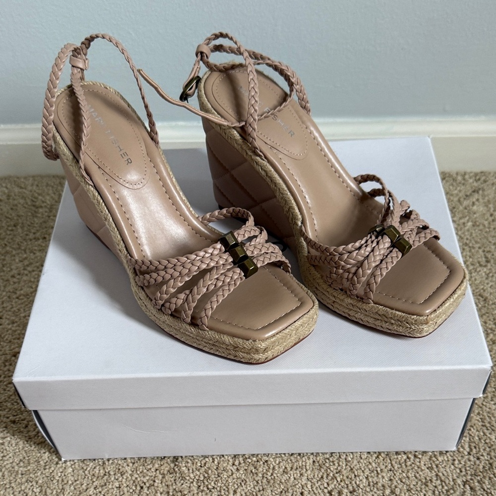Naturalizer Braided Tan Wedge Sandals